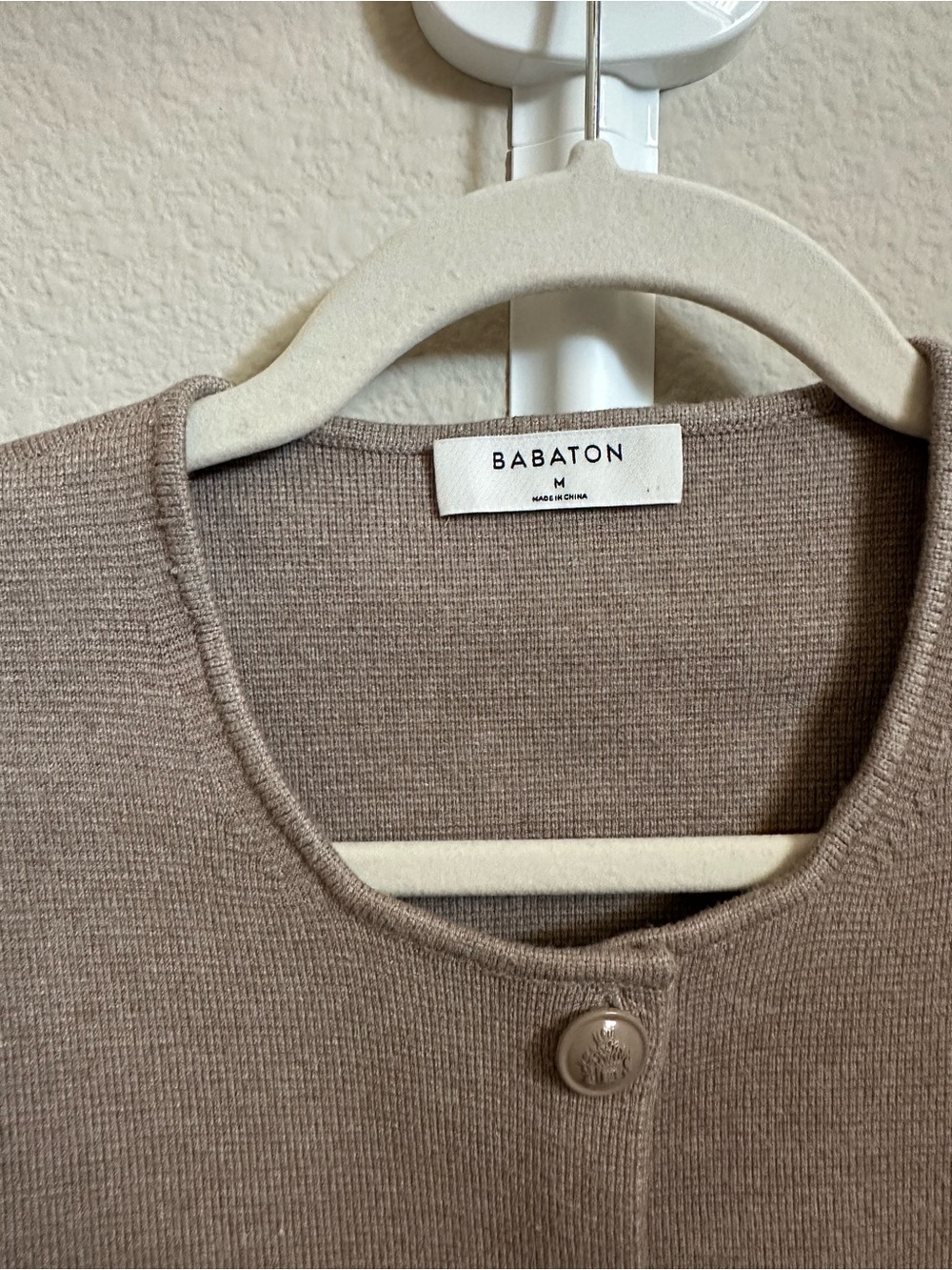 Aritzia Babaton Notable Cardigan - Picture 6 of 7